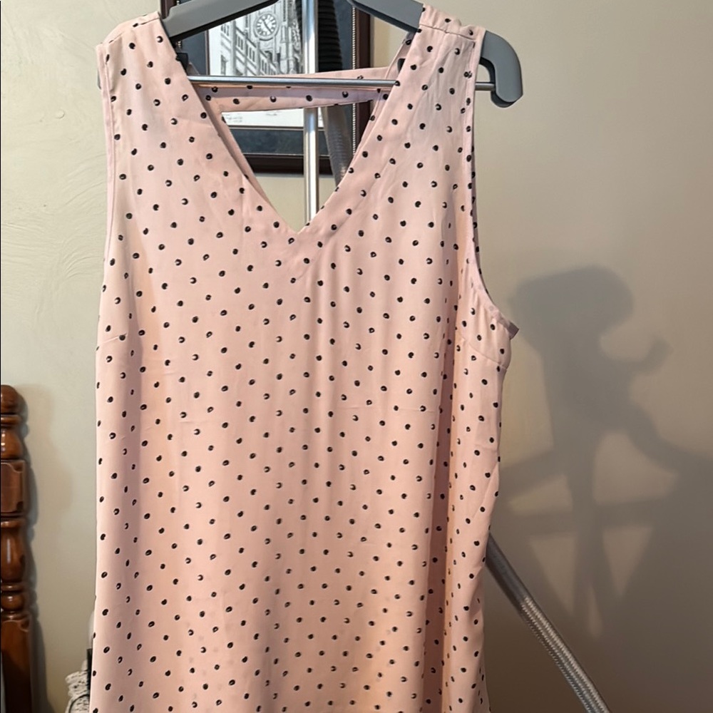 Maurices sleeveless blouse size extra large, like new